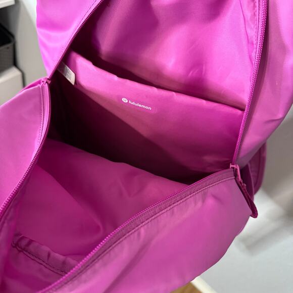 Lululemon Everywhere Backpack Pink - Picture 8 of 10